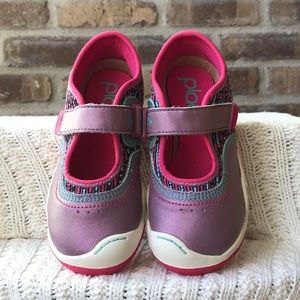 Plae Girls Size 11